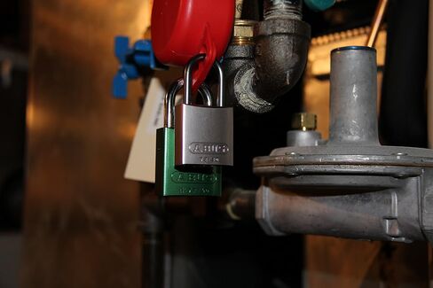 ABUS Green 72/30 قفل تاجوت مع قفل 1 بوصة، قفل فردي، مفتاح مختلف، 1 قفل مع مفتاحين in Saudi Arabia