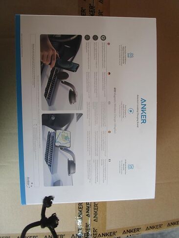 شاحن Anker اللاسلكي المغناطيسي (MagGo)، حامل شحن السيارة 613 مع شاحن سيارة بمنفذين USB، كابل USB-C إلى USB-A بطول 5 أقدام، محاذاة مغناطيسية قوية فقط لهاتف iPhone 13 و12/12 Pro / 12 Pro Max / 12 Mini in Saudi Arabia