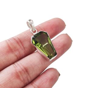 Peridot Pendant, Natural Peridot Pendant, August Birthstone, Womens Pendant Necklace, 925 Sterling Silver, Christmas, Thanksgiving, Mens Pendant, Handmade Jewelry, Coffin Shape Pendant