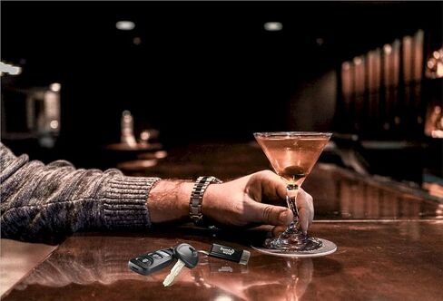 ThumbWave 32GB USB-C Audio Recorder Flash Storage Drive with 144 Hour Audio Recording Capacity for Business Meetings, Lecture Notes, Musical Inspiration, Personal Memoirs in Kuwait