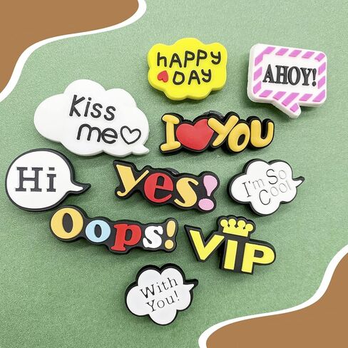 هيتيكدا مجموعة من 100 120 150 قطعة من تعليقات الاحذية للفخار وقبقاب الفخار والفقاعات المتنوعة، اشكال لطيفة متنوعة من بلاستيك PVC للاطفال الاولاد والبنات والرجال والنساء، هدايا حفلات اعياد الميلاد in Kuwait