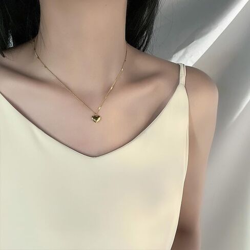 Cute Heart Necklace 14K Gold Plated Tiny Heart Pendant Choker Necklaces Small Gold Love Heart Chain Necklace for Women Dainty Gold Jewelry Gifts for Women Teen Girls in Saudi Arabia