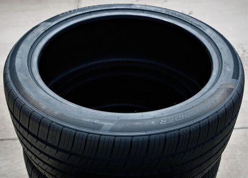 مجموعة من 4 (أربعة) إطارات Landspider Citytraxx H/P للشاحنات/سيارات الدفع الرباعي عالية الأداء لجميع المواسم - 305/30R26 305/30ZR26 305/30/26 305/30-26 109W نطاق التحميل XL 4-Ply BSW جدار جانبي أسود UTQG 420AA in Kuwait