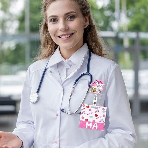 بكرة شارة قابلة للسحب مع شارة بادي - بكرة شارة مساعد تمريض معتمدة وصديق شارة CNA، بكرة شارة ممرضة لامعة لطيفة، مشبك بكرات شارة أكريليك قابل للسحب، هدايا لتمريض CNA in Kuwait