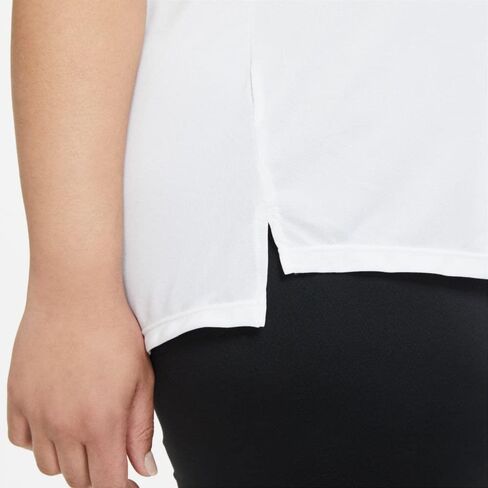 تيشيرت Dri-FIT One Standard Fit للسيدات من نايكي in Saudi Arabia