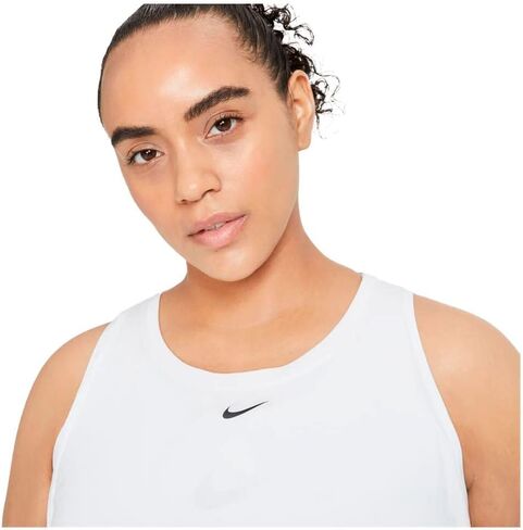 تيشيرت Dri-FIT One Standard Fit للسيدات من نايكي in Saudi Arabia