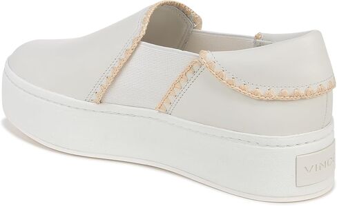 حذاء رياضي نسائي من Vince Warren سهل الارتداء باللون الأبيض/الرافية 9.5 M in Kuwait