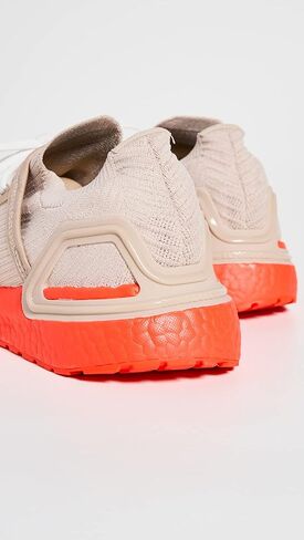 حذاء أديداس من ستيلا مكارتني للسيدات Ultraboost 20 in Kuwait