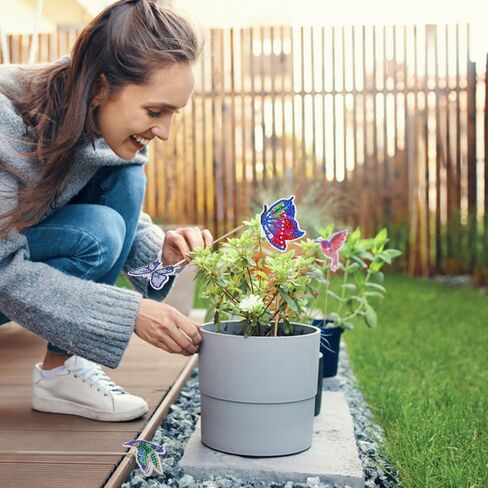 مجموعة طلاء فني ماسي من FineGood مكونة من 8 قطع، لوحات فنية ماسية على شكل فراشة الطيور لديكور ساحة الحديقة، مجموعات فنية ماسية ذاتية الصنع للبالغين in Kuwait