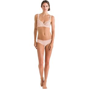 HANRO Women's Luxury Moments Underwire Bra