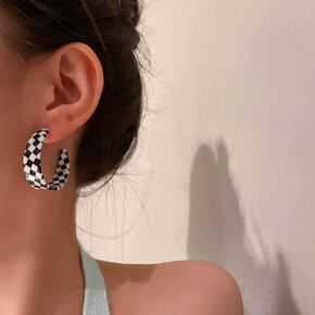 Acrylic Black White Striped Checkered Earrings Vintage C shaped Acrylic Resin Dangle Drop Earrings Lightweight Geometric Grid Hoop Earrings Statement Earrings Jewelry for Women and Girls
