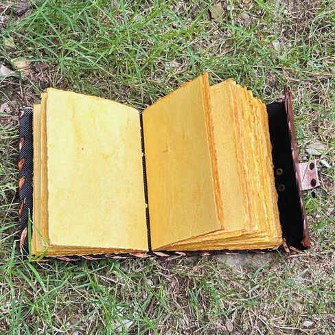 Hocus pocus مجلة جلدية فارغة كتاب الإملائي من الظلال مع قفل المشبك الدعامة دفتر الملاحظات خمر ملزمة السحر Wiccan Grimoire ساحرة العين السحرية كراسة الرسم رسم كتابة مذكرات (HOCUS POCUS) in Kuwait