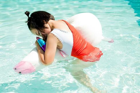 Posh Creations Unicorn Pool Noodles and Floats مع EPS للأطفال، متعة غير قابلة للنفخ للقفز والاسترخاء وركوب الخيل في حمام السباحة للأطفال المراهقين والبالغين، عوامة شبكية لحوض السباحة - وحيد القرن كبير in Kuwait