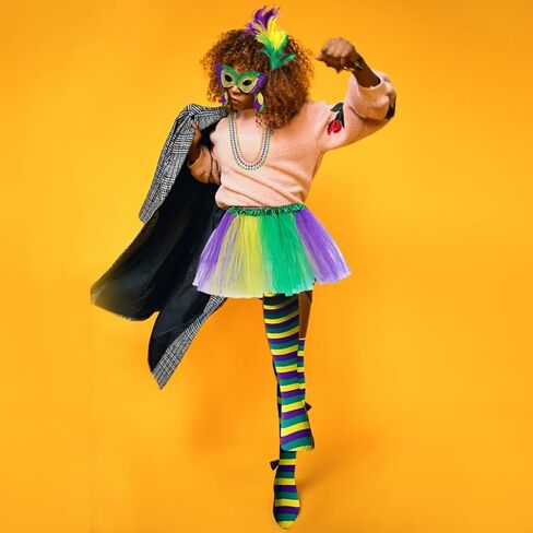 مجموعة أزياء ماردي غرا مكونة من 8 قطع، وعصابة رأس، وقلائد من الخرز، وجوارب عالية للفخذ، وتنورة توتو، وأقنعة وأقراط لماردي غرا in Kuwait