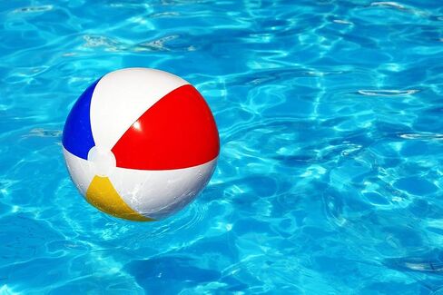 Intex Beach Ball Inflatable Pool, 20" Large Glossy Panel (4 Pack) in Saudi Arabia