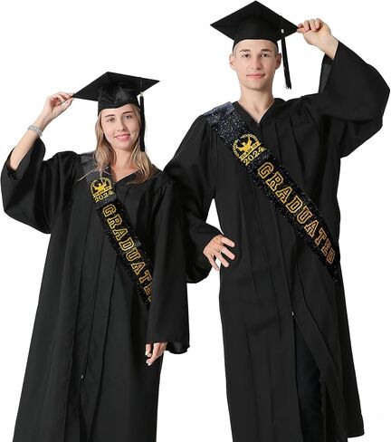 قبعة التخرج 2024 مع وشاح فئة 2024 للبالغين in Kuwait