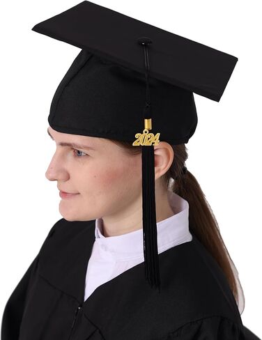 قبعة التخرج 2024 مع وشاح فئة 2024 للبالغين in Kuwait