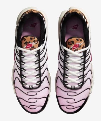 نايكي AIR MAX Plus وردي/أحمر/وردي/أبيض DZ4842 600 مقاس 8 للسيدات in Saudi Arabia