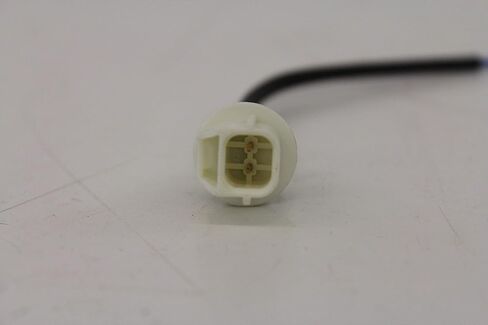 Genuine OEM 46386-22600 Oil Temperature Sensor / 4638622600 for Hyundai Accent Verna 00-05 / Replaces 4638622605 4638622610 4638622615 in Saudi Arabia