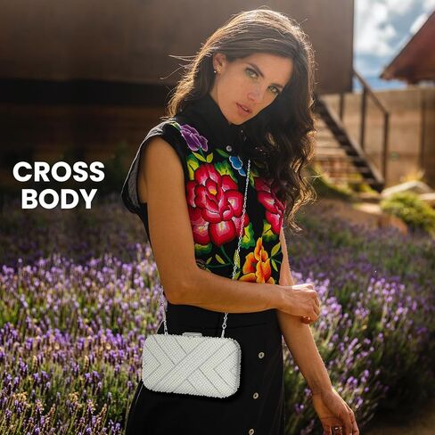 مجموعة كلاتش لؤلؤية أنيقة من UBORSE: حقيبة سهرة مطرزة بالكريستال النبيل وحقائب يد عتيقة مطرزة بالخرز مع سلاسل من اللؤلؤ in Kuwait