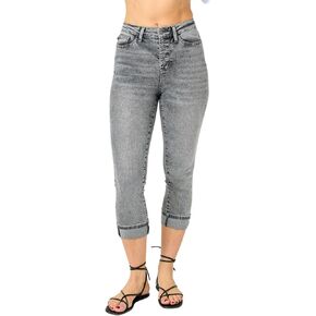 Judy Blue Button Fly High Rise Cuffed Capris