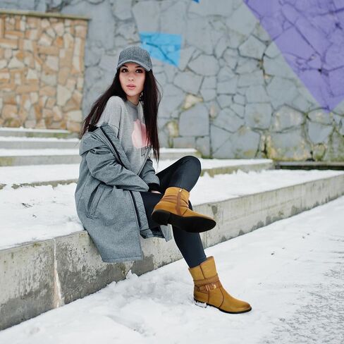 حذاء ANN CREEK نسائي 'Toluca' بمقدمة مستديرة للكاحل للنساء بكعب منخفض، كعب منخفض مكتنز وحزام جانبي بسحاب للكاحل، حذاء مريح مرصع باللون الأحمر in Kuwait