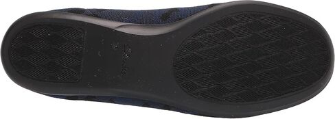 حذاء Carly Dream بدون كعب مسطح للسيدات من Clarks in Saudi Arabia