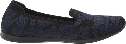 حذاء Carly Dream بدون كعب مسطح للسيدات من Clarks in Saudi Arabia