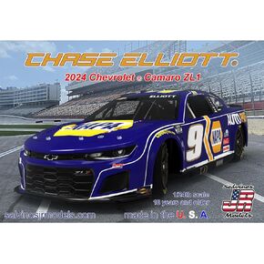 Salvinos JR Chase Elliott 2024 NAPA Adult Plastic Model Car Kit 1:24 Scale, HMC2024CEP