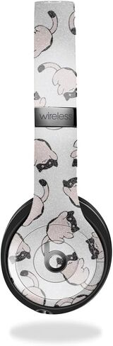 غلاف من ألياف الكربون متوافق مع Beats Solo 4 - جدار أسود - غطاء لاصق واقٍ من الفينيل 3M ممتاز - سهل الاستخدام | صُنع في الولايات المتحدة الأمريكية بواسطة MightySkins in Kuwait