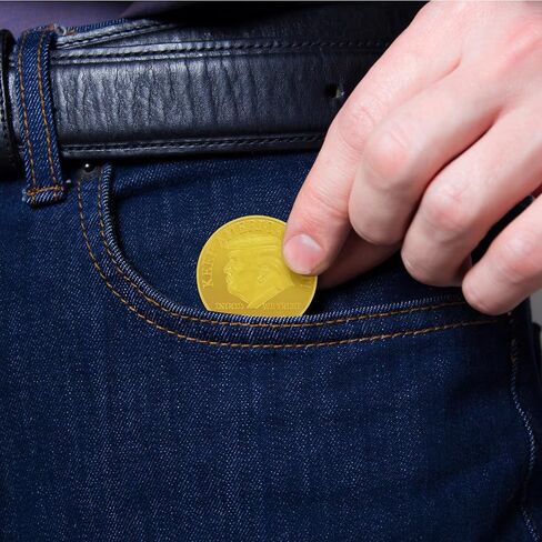 12 قطعة عملات تحدي دونالد ترامب تحافظ على أمريكا عظيمة 2024 تذكارية للرئيس النسر مطلية بالذهب قابلة للتجميع ترامب بضائع MAGA معجبين مجموعات هدايا مضحكة للرجال in Kuwait