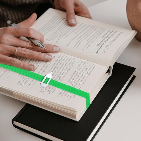 إشارات مرجعية مرنة لأي كتب للنساء والرجال ومحبي الكتب والطلاب والمعلمين الذين يقرأون علامات الصفحة (أسود) in Kuwait