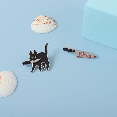 مجموعة دبابيس القط المينا اللطيفة، 2 قطعة دبوس المينا دبابيس رائعة لحقائب الظهر تناسب النساء والرجال والفتيات والأولاد هدايا الهالوين in Kuwait