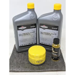 طقم تغيير زيت المحرك الاصطناعي بالكامل من بريجز آند ستراتون 5W-30 (2 كوارت) مع فلتر 696854 ومعالجة الوقود