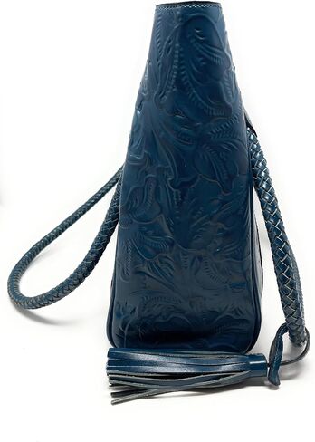 Patricia Nash Cameley Tote in Saudi Arabia