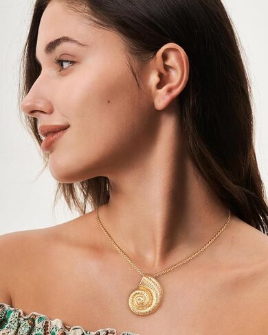 CLASSYZINT الذهب محارة شل قلادة للنساء، خمر المحيط صدف المختنق قلادة قلادة، لذيذ قابل للتعديل محارة شل سلسلة قلادة in Kuwait