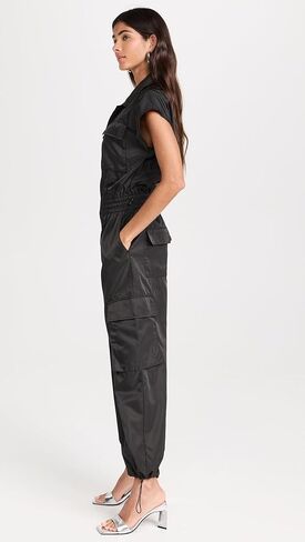 بذلة اليشم النسائية in Kuwait