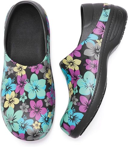 حذاء عمل نسائي من Alcubieree مقاوم للانزلاق سهل الارتداء مقاوم للماء للممرضات والرعاية الصحية والبستنة والطهاة الطبي والمطبخ لطيف خفيف الوزن طباعة سوداء/أخضر مقاس 9.5 in Kuwait