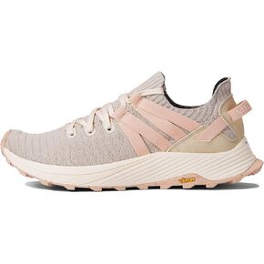 حذاء رياضي نسائي من Merrell مصنوع من الدانتيل