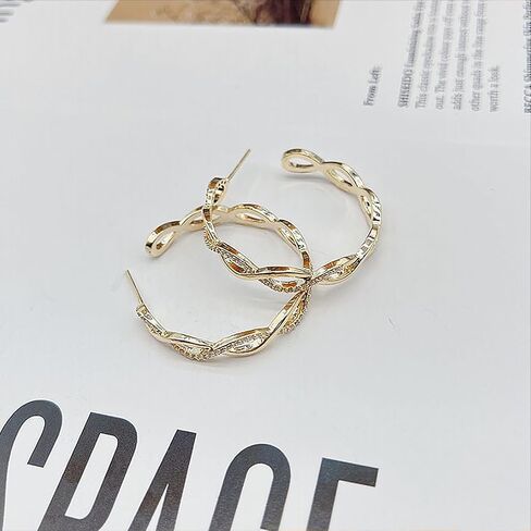 Chunky Gold Rectangle Stud Earrings for Women, Dainty Thick Stud Earrings, Minimalist Geometric Earrings for Women Girls,18K Real Gold Plated Hypoallergenic Lightweight Earrings in Saudi Arabia
