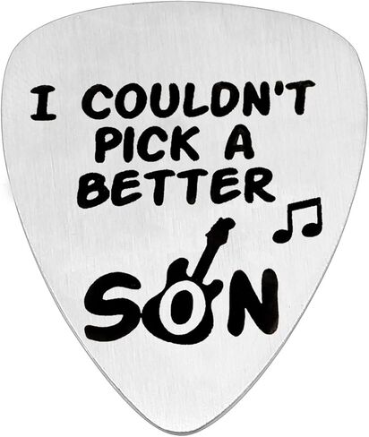 هدايا الابن يختار الجيتار من هدايا عيد ميلاد الأم والأب والابن، لم أتمكن من اختيار ابن أفضل in Kuwait