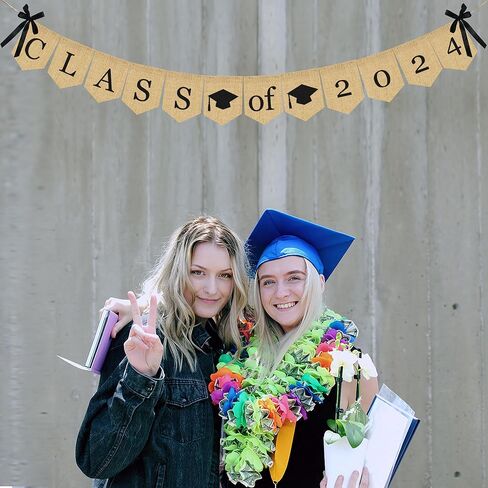 لافتة التخرج من فئة الخيش لعام 2024 - لا تحتاج إلى أعمال يدوية | لافتة زينة تخرج كلاسيكية ريفية لحفلات التخرج من الكلية ومستلزمات حفلات التخرج من المدرسة الثانوية 2024 in Kuwait