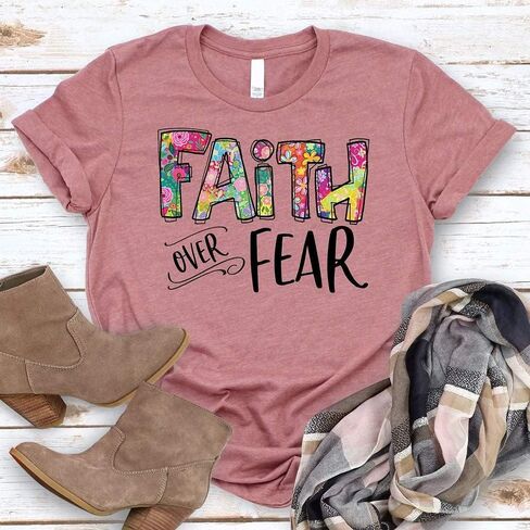 الحب في الإيمان | الإيمان على الخوف كم قصير | قمصان مسيحية مطبوعة برسوم جرافيك | الملابس المبنية على الإيمان | هيذر موف | للجنسين | واسطة in Kuwait