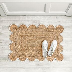 Scalloped Natural Jute Area Rug, Black Trim, 2'x3'