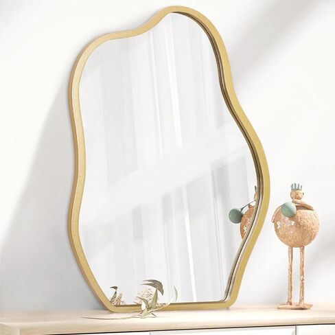 مرآة ذهبية غير منتظمة لديكور الحائط، مرآة حائط حديثة غير متناظرة بإطار خشبي، شكل فريد من نوعه، مرآة فنية متموجة لتزيين غرفة المعيشة وغرفة النوم ومدخل الحمام in Kuwait