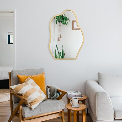 مرآة ذهبية غير منتظمة لديكور الحائط، مرآة حائط حديثة غير متناظرة بإطار خشبي، شكل فريد من نوعه، مرآة فنية متموجة لتزيين غرفة المعيشة وغرفة النوم ومدخل الحمام in Kuwait