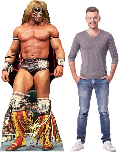 Cardboard People Ultimate Warrior بالحجم الطبيعي قطع الورق المقوى - WWE in Saudi Arabia