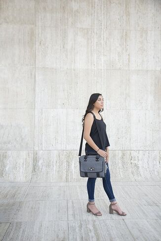 Vangoddy Travel، حقيبة مراسلة واقية، حقيبة لجهاز Lenovo مقاس 17 بوصة للألعاب والأعمال والكمبيوتر المحمول المدرسي in Kuwait