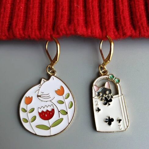 4PCS Poker Cat Crochet Removable Locking Stitch Markers for Knitting and Crocheting Cute Metal Charms Great Gift Knitting Supplier in Saudi Arabia