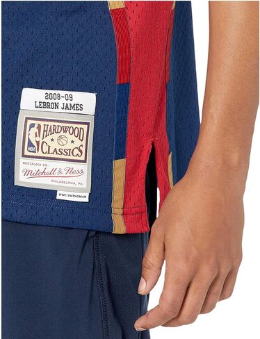 Mitchell & Ness NBA Swingman Alternate Jersey Cavaliers 08 Lebron James Navy MD in Saudi Arabia